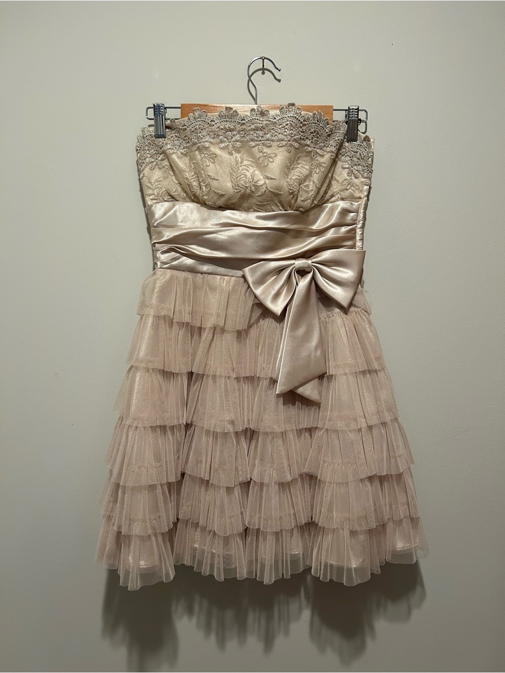 Masquerade Strapless Lace & Tiered Tulle Dress in Champagne Blush